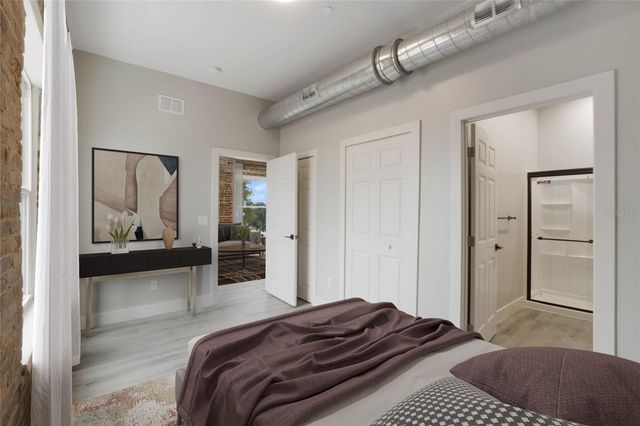 792 W MONTROSE STREET 205, Clermont, FL 34711