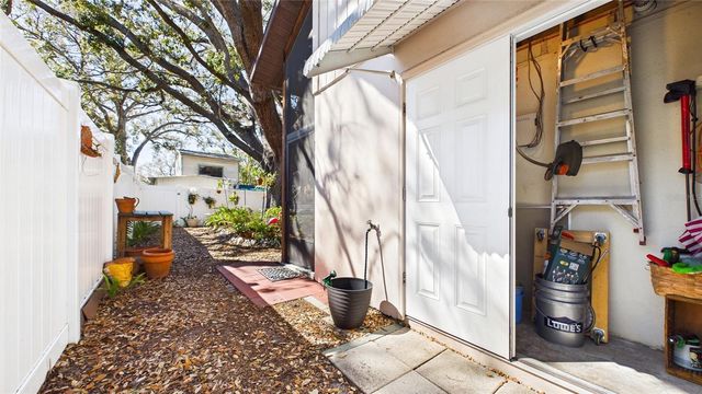 4319 S CAMERON AVENUE, Tampa, FL 33611