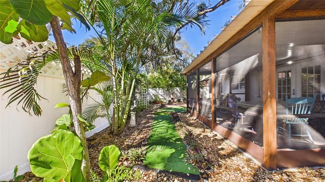 4319 S CAMERON AVENUE, Tampa, FL 33611