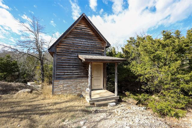 1760 Shepherd Hills, Sulphur, OK 73086