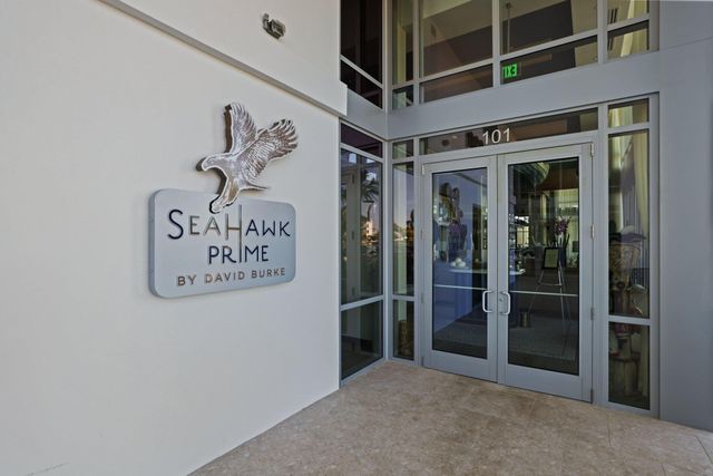 220 Lake Shore Drive 1121, Lake Park, FL 33403