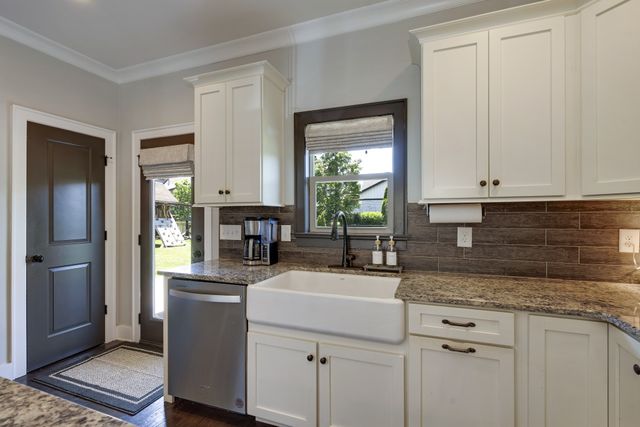 521 Finnhorse Ln, Franklin, TN 37064