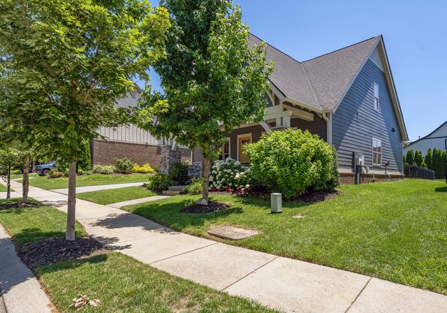 521 Finnhorse Ln, Franklin, TN 37064