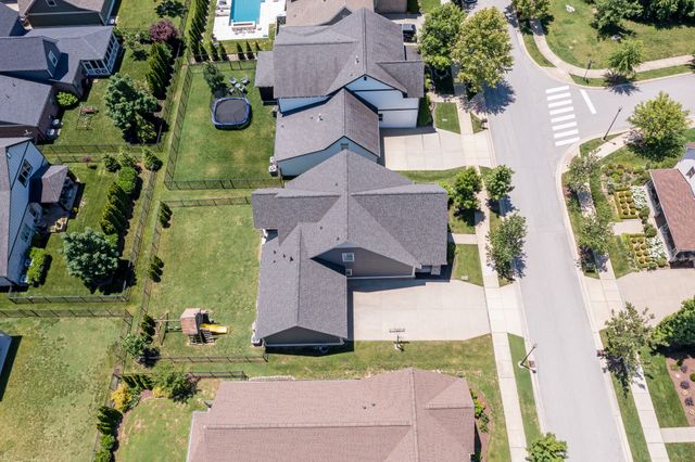 521 Finnhorse Ln, Franklin, TN 37064