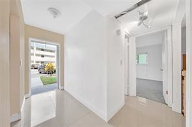 7897 Golf Cir Drive 112, Margate, FL 33063