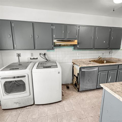 26 Hammond Plaza, Beacon, NY 12508