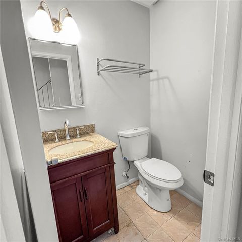 26 Hammond Plaza, Beacon, NY 12508