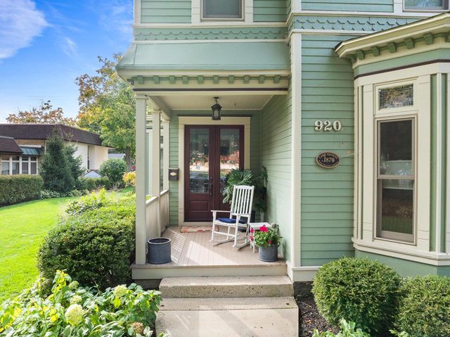 920 Geneva STREET, Lake Geneva, WI 53147