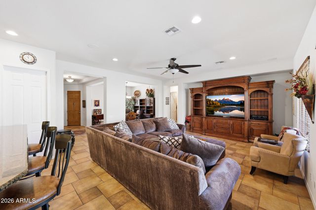 5608 W ALYSSA Lane, Phoenix, AZ 85083