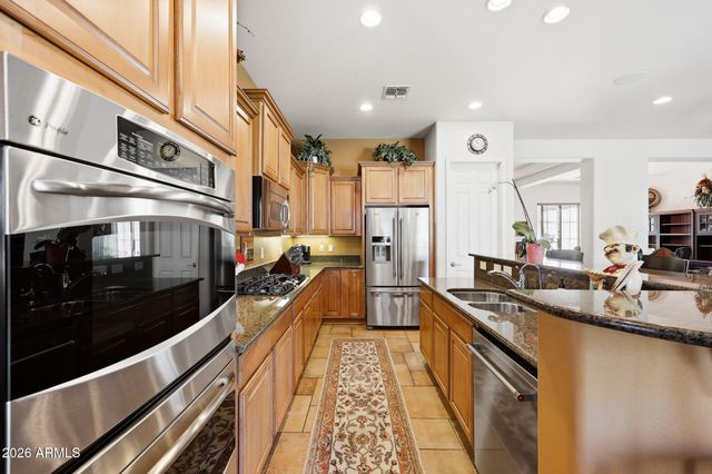 5608 W ALYSSA Lane, Phoenix, AZ 85083