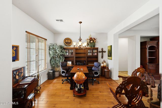 5608 W ALYSSA Lane, Phoenix, AZ 85083