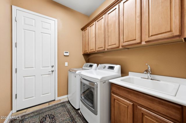 5608 W ALYSSA Lane, Phoenix, AZ 85083