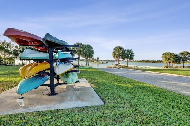 19594 Broad Shore Walk 19594, Loxahatchee, FL 33470