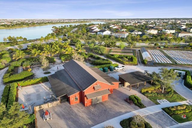 19594 Broad Shore Walk 19594, Loxahatchee, FL 33470