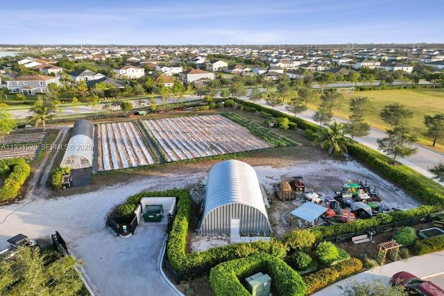 19594 Broad Shore Walk 19594, Loxahatchee, FL 33470