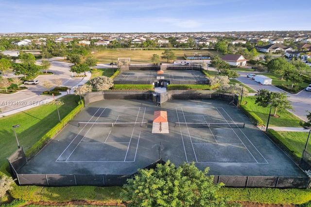 19594 Broad Shore Walk 19594, Loxahatchee, FL 33470