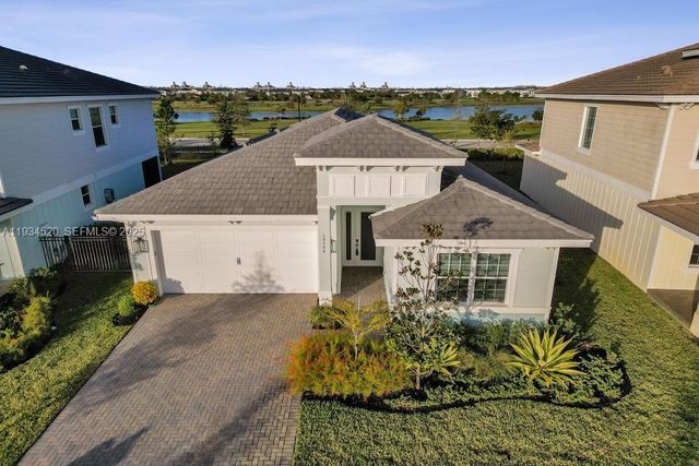 19594 Broad Shore Walk 19594, Loxahatchee, FL 33470