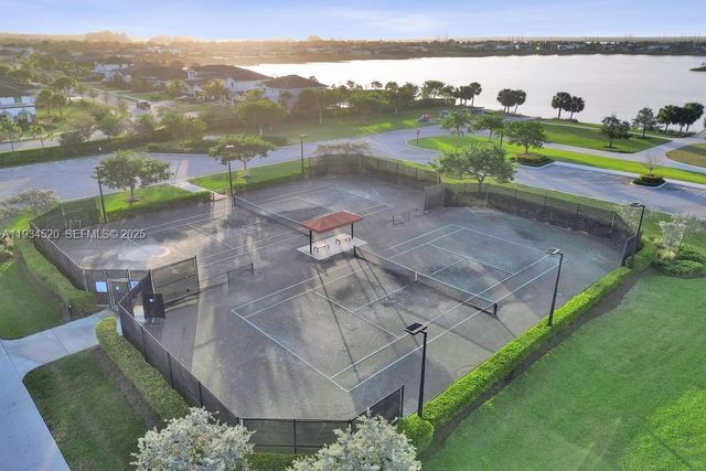 19594 Broad Shore Walk 19594, Loxahatchee, FL 33470