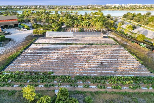 19594 Broad Shore Walk 19594, Loxahatchee, FL 33470