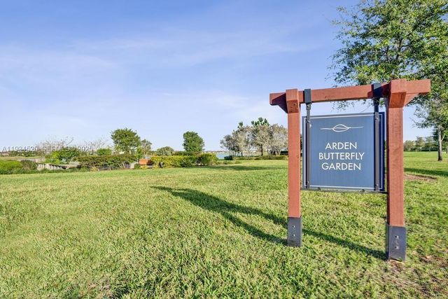 19594 Broad Shore Walk 19594, Loxahatchee, FL 33470