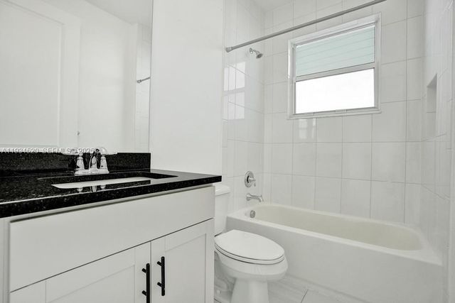 19594 Broad Shore Walk 19594, Loxahatchee, FL 33470