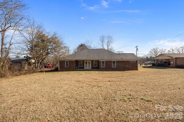 249 Shumaker Drive, Statesville, NC 28625