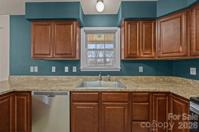 249 Shumaker Drive, Statesville, NC 28625