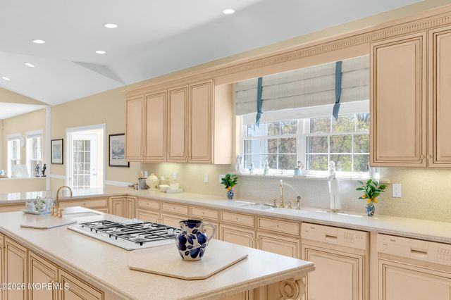 199 Royal Oaks Drive, Waretown, NJ 08758