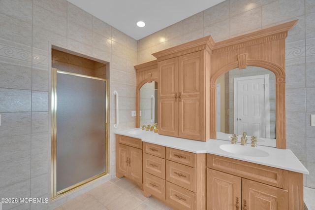 199 Royal Oaks Drive, Waretown, NJ 08758