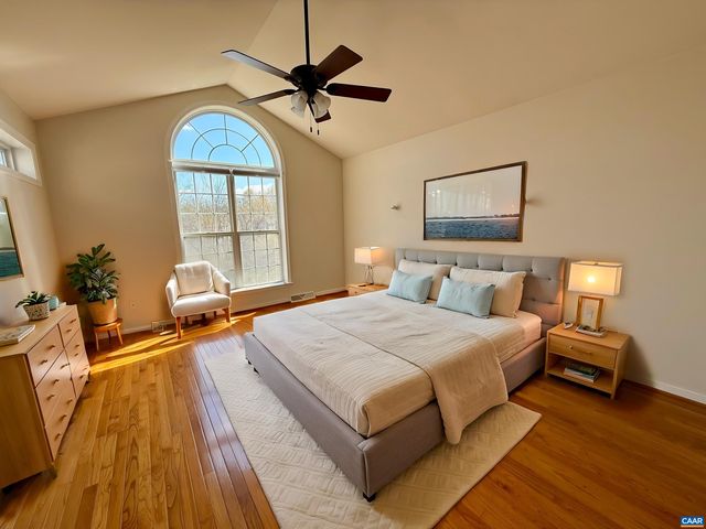 1310 COURTYARD DR, Charlottesville, VA 22903