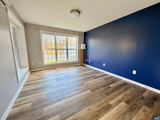 1310 COURTYARD DR, Charlottesville, VA 22903