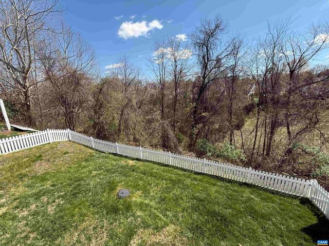 1310 COURTYARD DR, Charlottesville, VA 22903