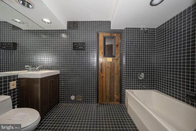 243 CONSHOHOCKEN STATE RD, Penn Valley, PA 19072