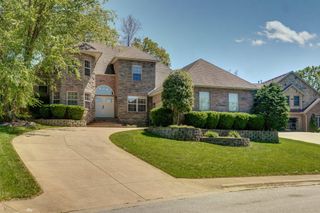 3202 N 10th Street, Ozark, MO 65721