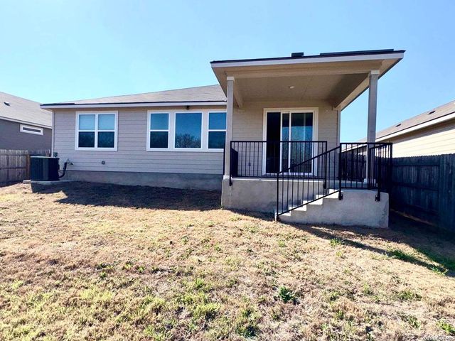 7164 Walkers Loop, San Antonio, TX 78233