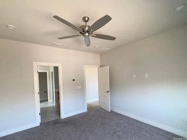 7164 Walkers Loop, San Antonio, TX 78233