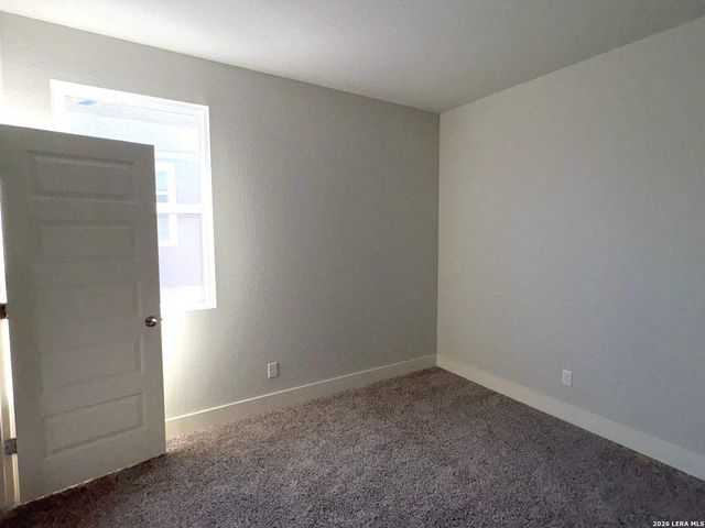 7164 Walkers Loop, San Antonio, TX 78233