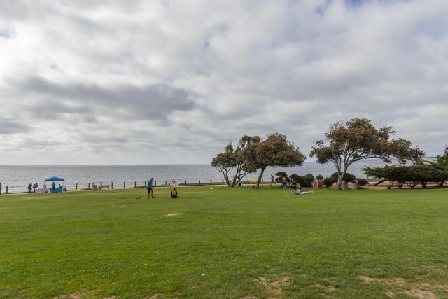 1039 Coast Blvd E, La Jolla, CA 92037