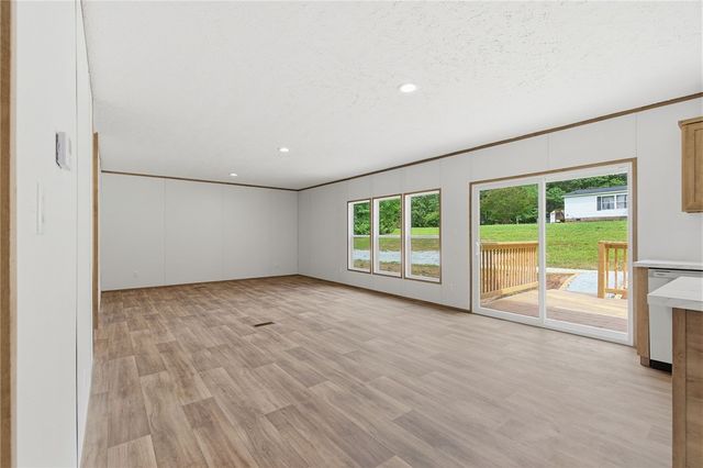 104 Tomahawk Drive, Easley, SC 29640