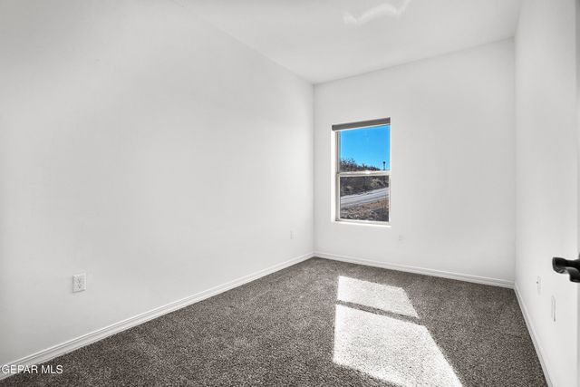 6315 ESCONDIDO Drive J, El Paso, TX 79912