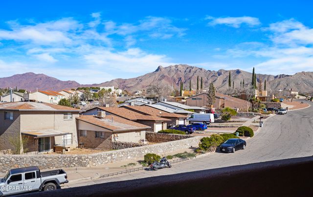 6315 ESCONDIDO Drive J, El Paso, TX 79912