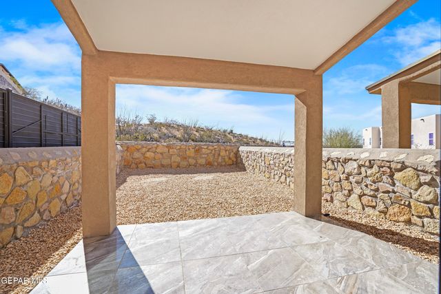 6315 ESCONDIDO Drive J, El Paso, TX 79912