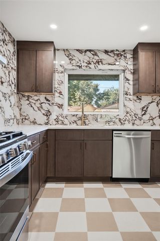 4709 Nina Lee Lane, Houston, TX 77092