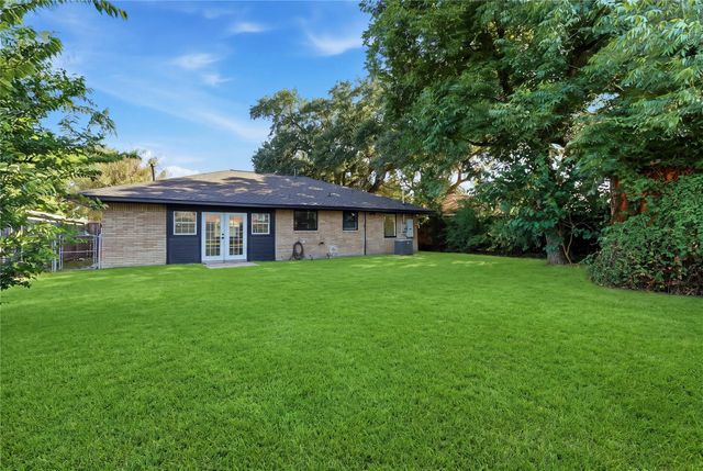4709 Nina Lee Lane, Houston, TX 77092
