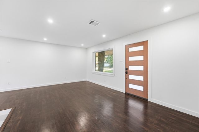 4709 Nina Lee Lane, Houston, TX 77092