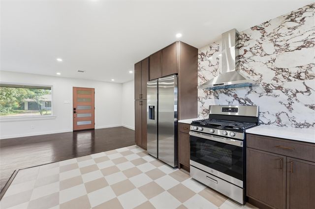 4709 Nina Lee Lane, Houston, TX 77092