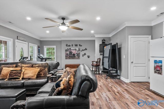 3601 Wyeth Drive, Guntersville, AL 35976