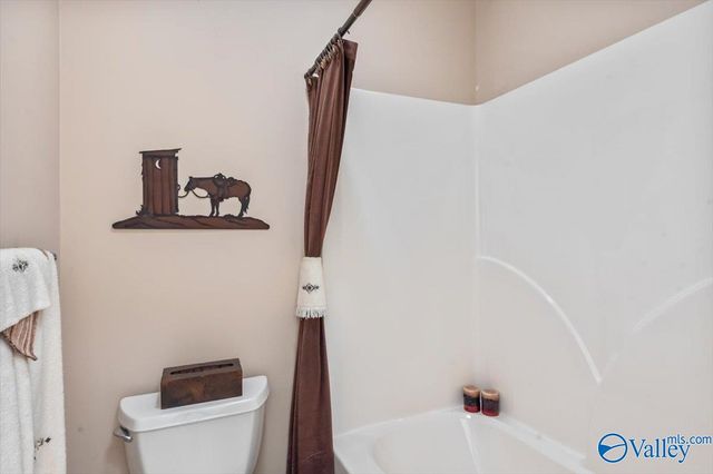 3601 Wyeth Drive, Guntersville, AL 35976