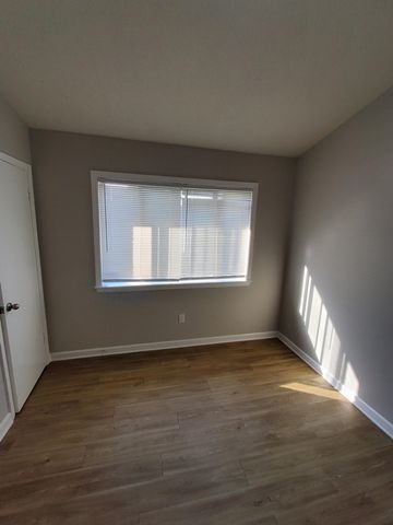 5142 FAIRLEY DR, Memphis, TN 38109