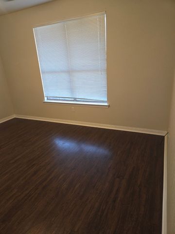 1629 Summer Hill Court, Granbury, TX 76048